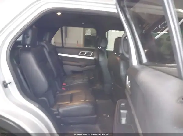 1FM5K8D80GGD24383 2016 FORD EXPLORER - Image 8