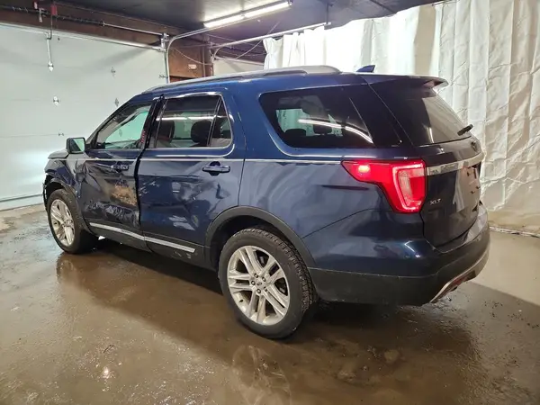 1FM5K8D80HGA21119 2017 FORD EXPLORER - Image 2