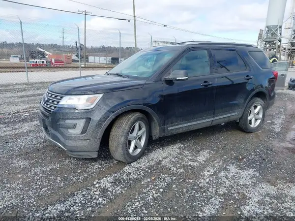 1FM5K8D80HGA31097 2017 FORD EXPLORER - Image 2