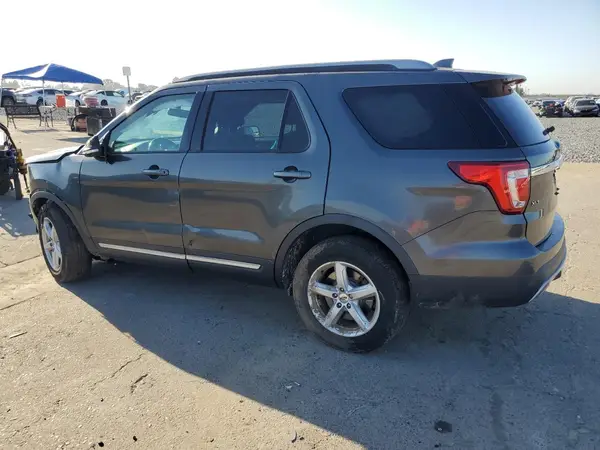 1FM5K8D80HGA94099 2017 FORD EXPLORER - Image 2