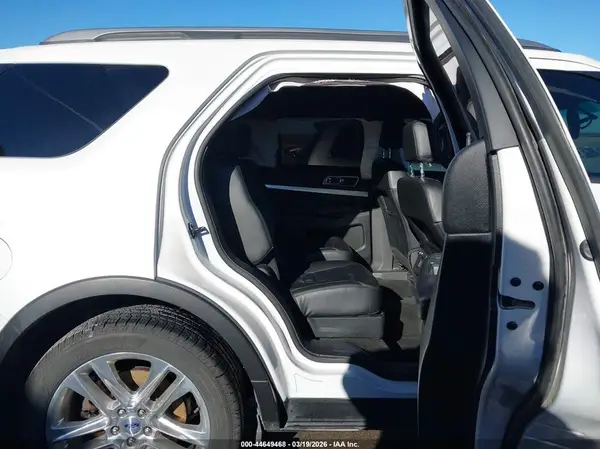 1FM5K8D80HGA99285 2017 FORD EXPLORER - Image 8