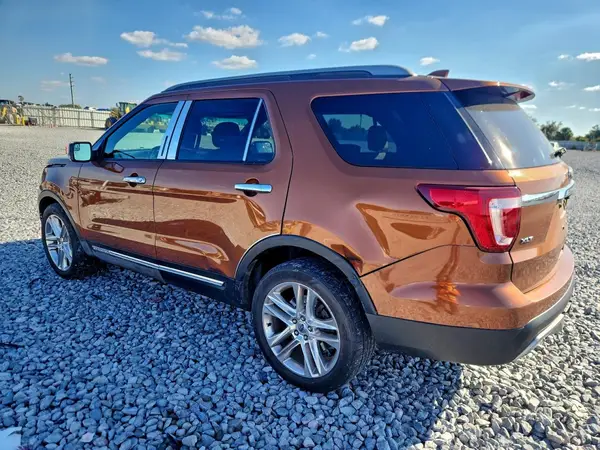 1FM5K8D80HGB20085 2017 FORD EXPLORER - Image 2