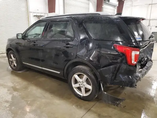 1FM5K8D80HGB31698 2017 FORD EXPLORER - Image 2