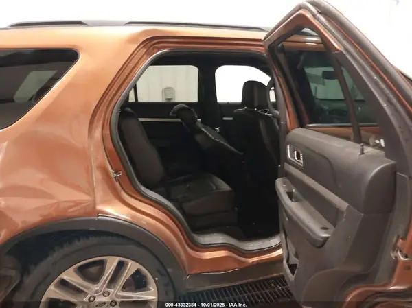 1FM5K8D80HGB31717 2017 FORD EXPLORER - Image 8