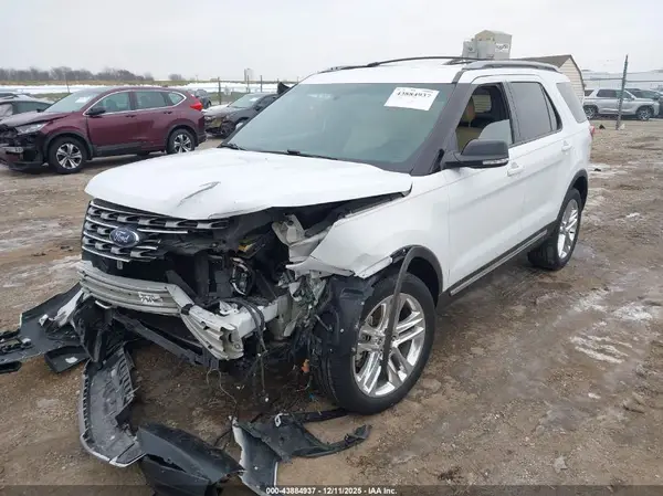 1FM5K8D80HGB44466 2017 FORD EXPLORER - Image 2