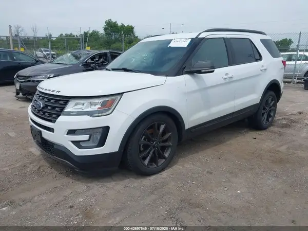 1FM5K8D80HGB50963 2017 FORD EXPLORER - Image 2