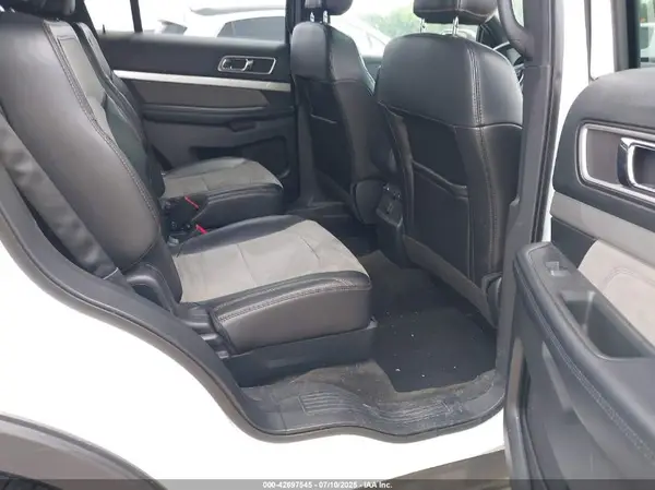 1FM5K8D80HGB50963 2017 FORD EXPLORER - Image 8