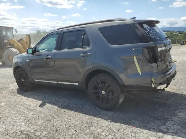 1FM5K8D80HGB58092 2017 FORD EXPLORER - Image 2