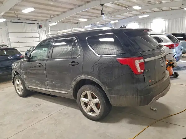 1FM5K8D80HGB63633 2017 FORD EXPLORER - Image 2