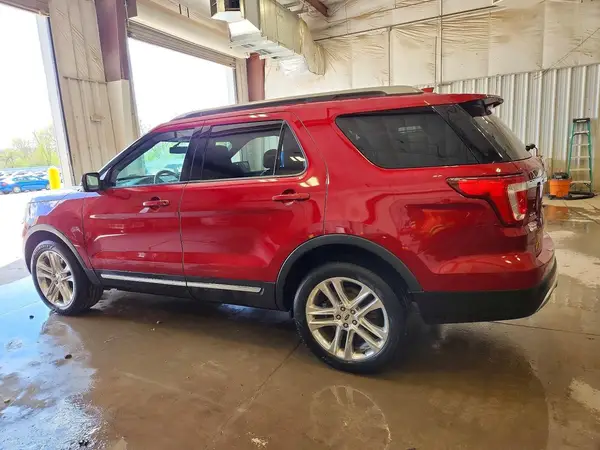1FM5K8D80HGB88693 2017 FORD EXPLORER - Image 2