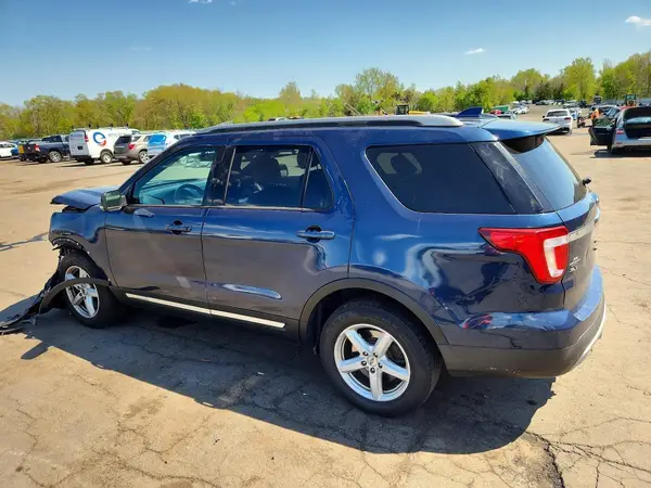 1FM5K8D80HGC44065 2017 FORD EXPLORER - Image 2