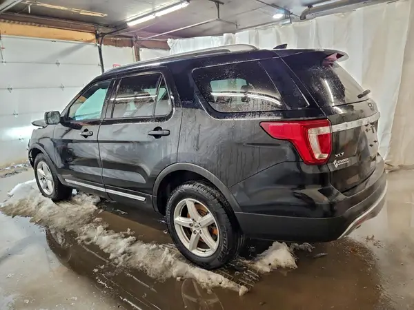 1FM5K8D80HGC60573 2017 FORD EXPLORER - Image 2