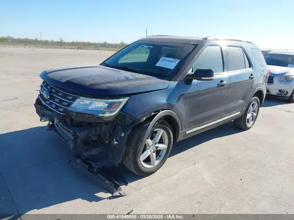 1FM5K8D80HGC77812 2017 FORD EXPLORER - Image 2