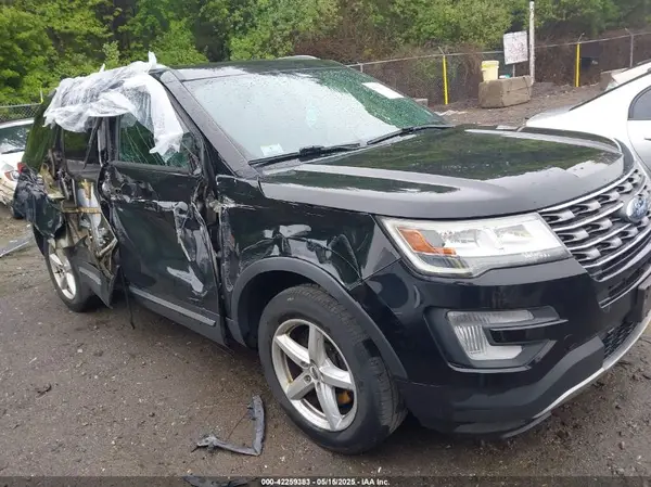 1FM5K8D80HGC98322 2017 FORD EXPLORER - Image 1