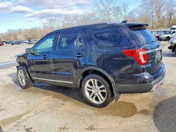 1FM5K8D80HGD01168 2017 FORD EXPLORER - Image 2