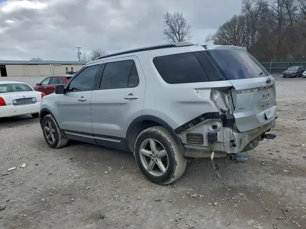1FM5K8D80HGD14714 2017 FORD EXPLORER - Image 2