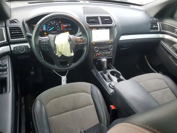 1FM5K8D80HGD39094 2017 FORD EXPLORER - Image 8