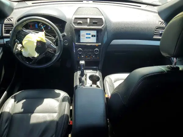 1FM5K8D80HGD75058 2017 FORD EXPLORER - Image 8