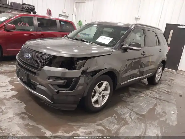 1FM5K8D80HGD87372 2017 FORD EXPLORER - Image 2