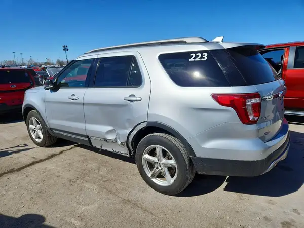 1FM5K8D80HGD90501 2017 FORD EXPLORER - Image 2
