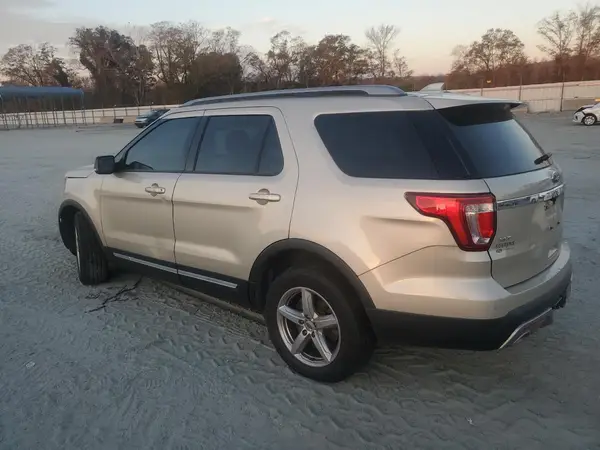 1FM5K8D80HGE20550 2017 FORD EXPLORER - Image 2