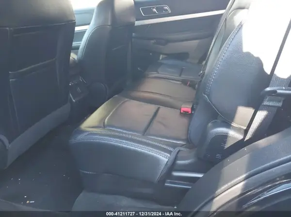 1FM5K8D80HGE31578 2017 FORD EXPLORER - Image 8