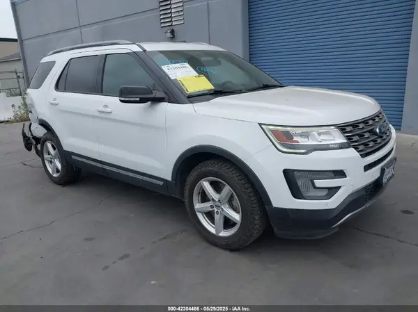 1FM5K8D80HGE38496 2017 FORD EXPLORER - Image 1