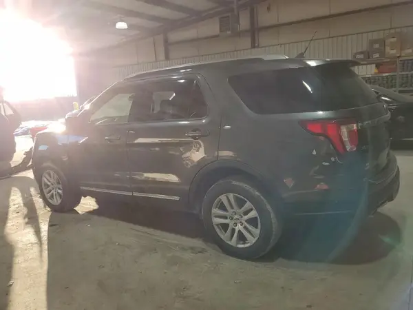 1FM5K8D80JGA17190 2018 FORD EXPLORER - Image 2