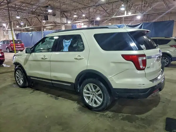 1FM5K8D80JGA24723 2018 FORD EXPLORER - Image 2