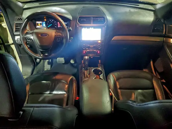 1FM5K8D80JGA24723 2018 FORD EXPLORER - Image 8