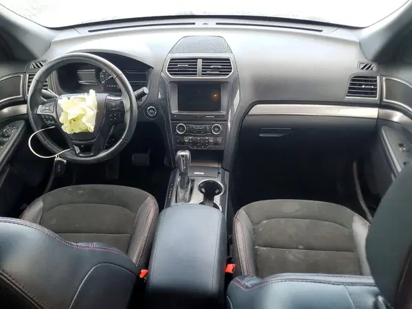 1FM5K8D80JGA33065 2018 FORD EXPLORER - Image 8