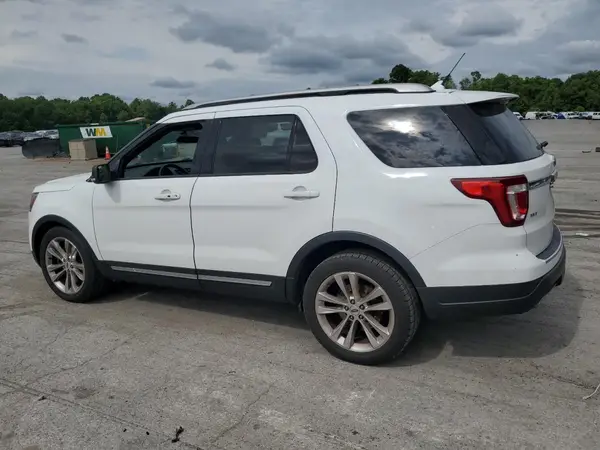 1FM5K8D80JGA53493 2018 FORD EXPLORER - Image 2
