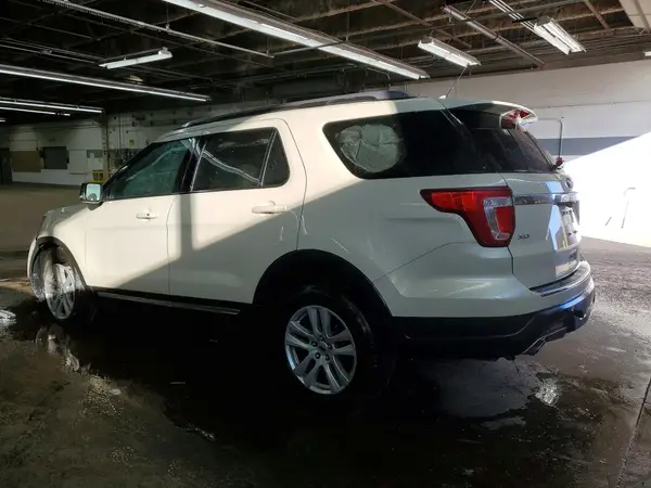1FM5K8D80JGB08640 2018 FORD EXPLORER - Image 2
