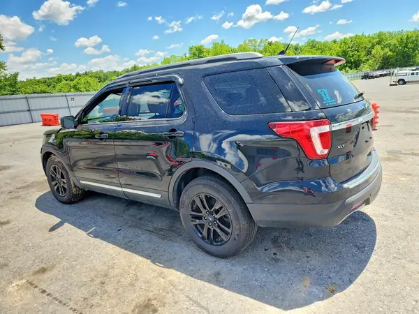 1FM5K8D80JGB14566 2018 FORD EXPLORER - Image 2