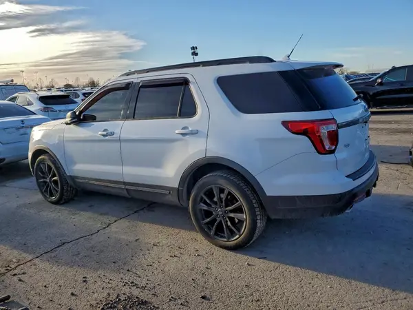 1FM5K8D80JGB30797 2018 FORD EXPLORER - Image 2