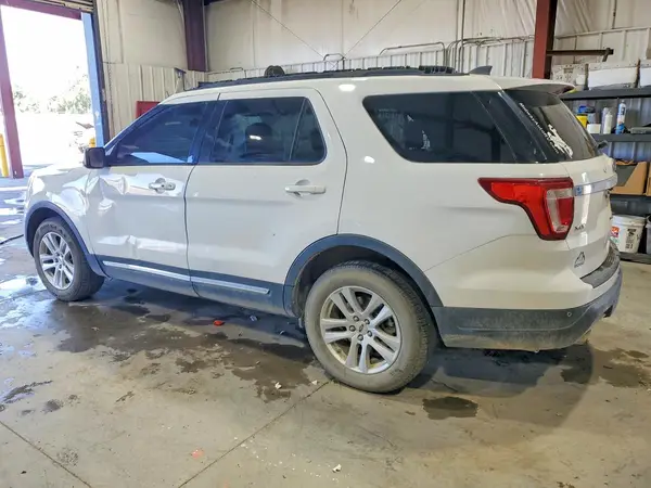 1FM5K8D80JGB47891 2018 FORD EXPLORER - Image 2