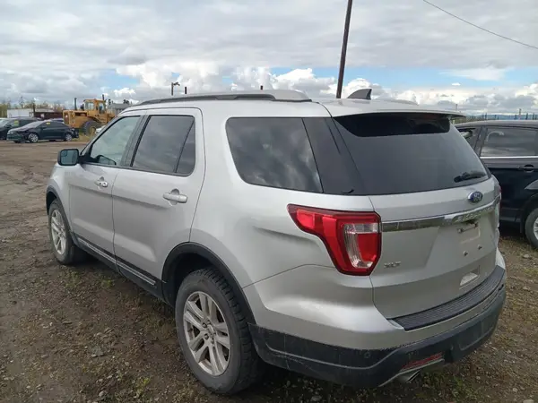 1FM5K8D80JGB81152 2018 FORD EXPLORER - Image 2