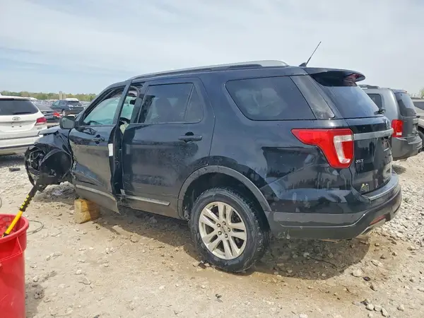 1FM5K8D80JGB81717 2018 FORD EXPLORER - Image 2