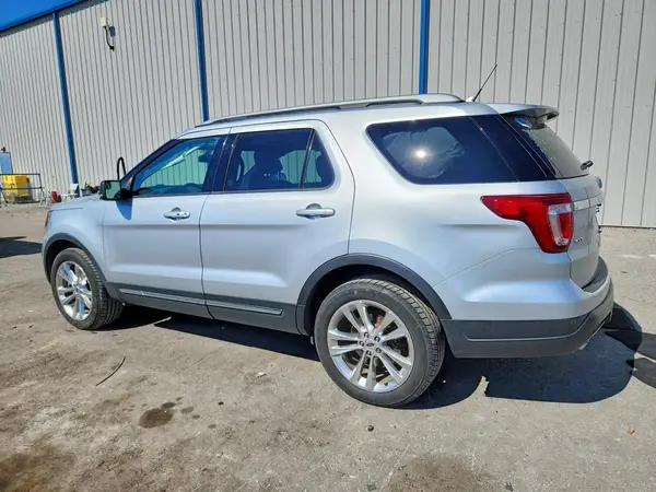 1FM5K8D80JGB87498 2018 FORD EXPLORER - Image 2