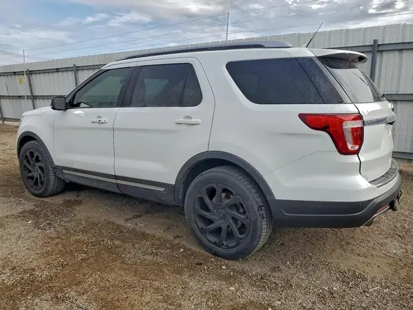 1FM5K8D80JGC19866 2018 FORD EXPLORER - Image 2