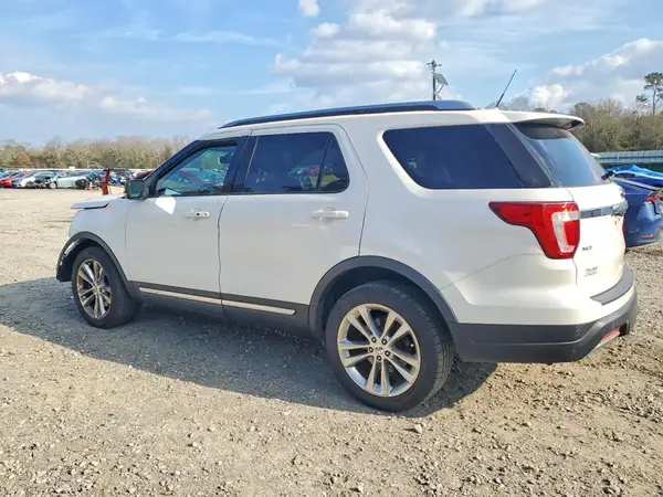 1FM5K8D80KGA50241 2019 FORD EXPLORER - Image 2