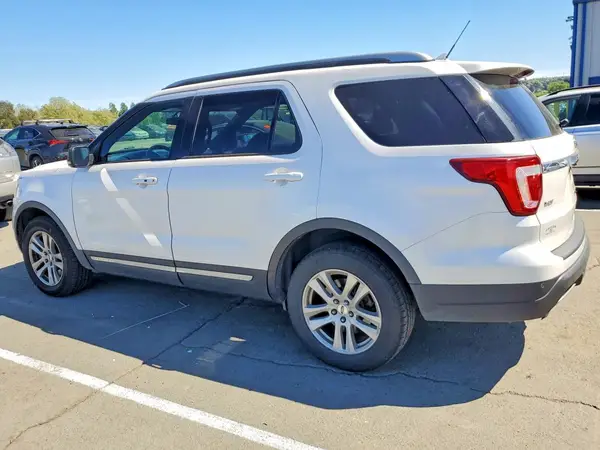 1FM5K8D80KGA82459 2019 FORD EXPLORER - Image 2
