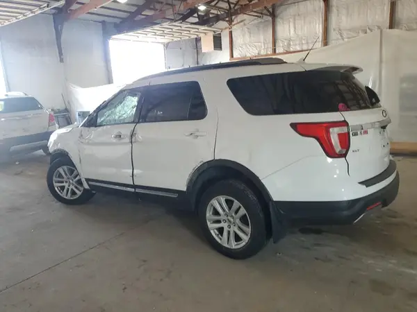 1FM5K8D80KGB46774 2019 FORD EXPLORER - Image 2