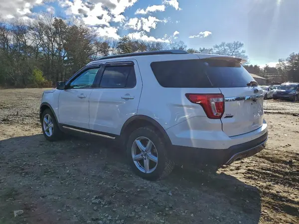 1FM5K8D81GGA16753 2016 FORD EXPLORER - Image 2