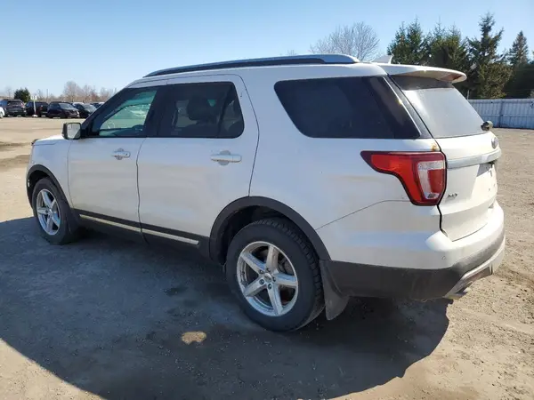 1FM5K8D81GGA21063 2016 FORD EXPLORER - Image 2