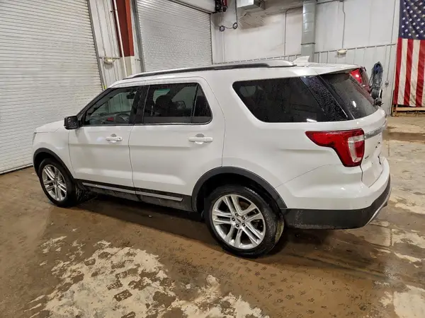 1FM5K8D81GGA85510 2016 FORD EXPLORER - Image 2