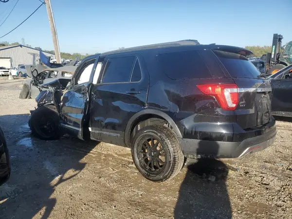 1FM5K8D81GGB18134 2016 FORD EXPLORER - Image 2