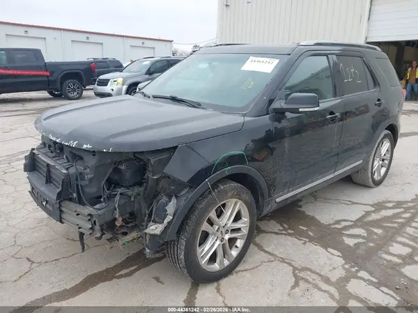 1FM5K8D81GGB70735 2016 FORD EXPLORER - Image 2