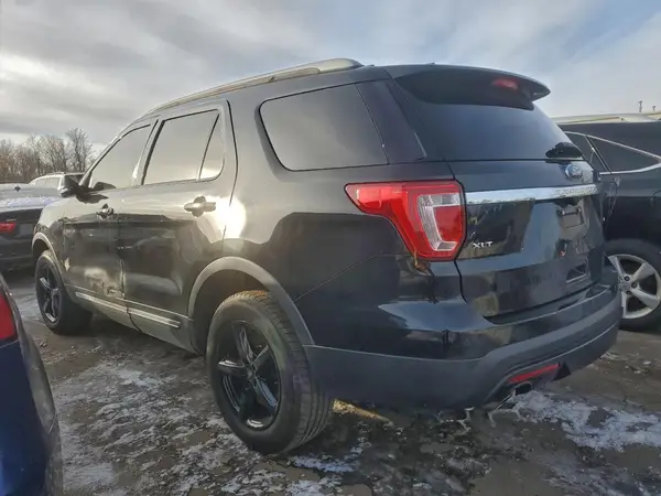 1FM5K8D81GGB90886 2016 FORD EXPLORER - Image 2
