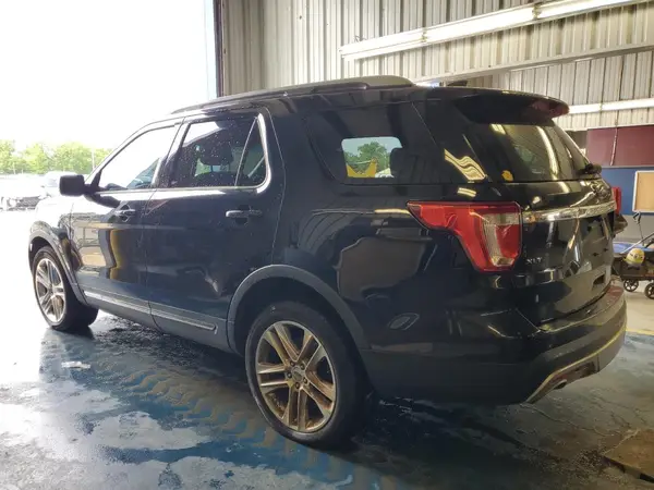 1FM5K8D81GGC95119 2016 FORD EXPLORER - Image 2